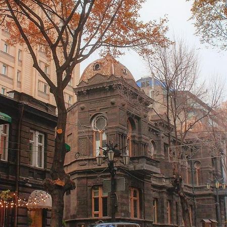 Downtown Inn 耶烈万 外观 照片