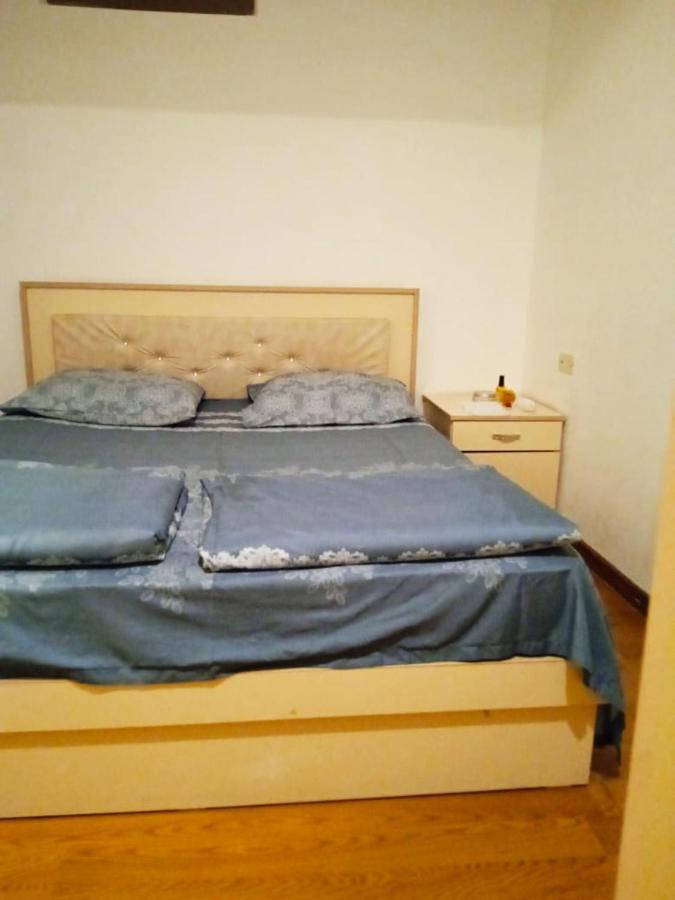 Downtown Inn 耶烈万 外观 照片